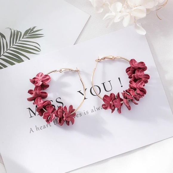 Unique Zone Jewelry - ❤️️NEW UNIQUE Flower Hoop Handmade Earrings PN33